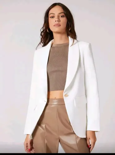 Blazer branco com forro da shein 