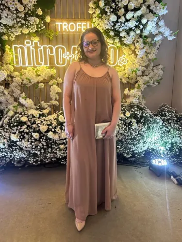 Vestido básico elegante, marca Chocris