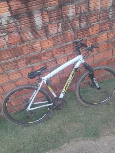 Vendo uma bicicleta aro 29