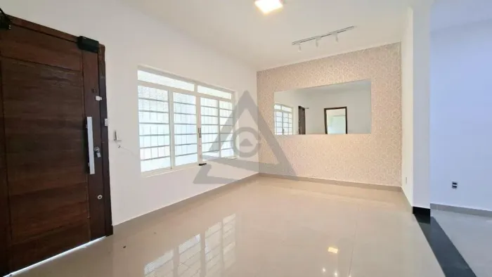 Casa para alugar em Campinas, Nova Campinas, com 3 quartos, com 122 m²