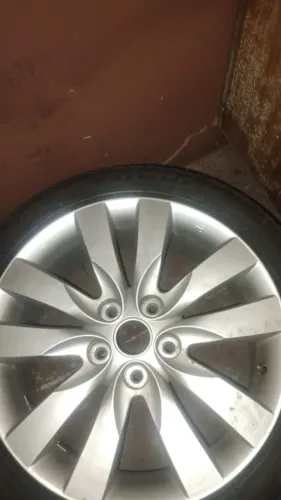 Roda  pneu 215/45/17  zero so essa 
