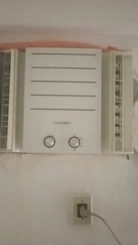 Ar condicionado janela - 10.000 BTUs Springer