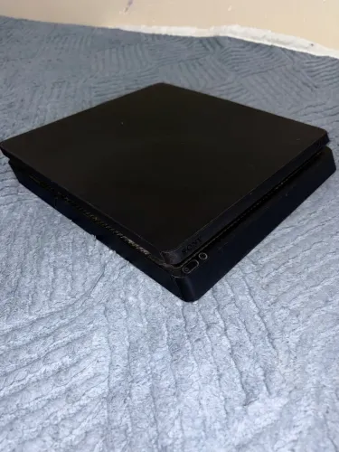 PlayStation 4 - Slim 1TB