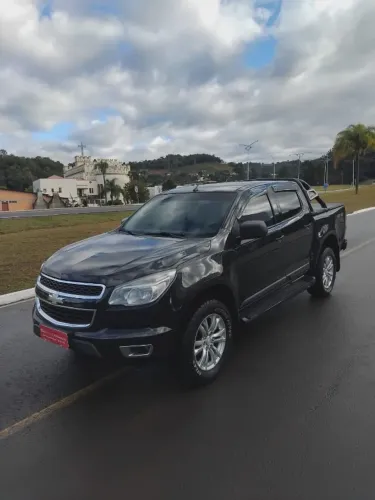 Chevrolet S10 Pick-up LS 2.8 TDI 4X4 CD Dies. Mec. 2014