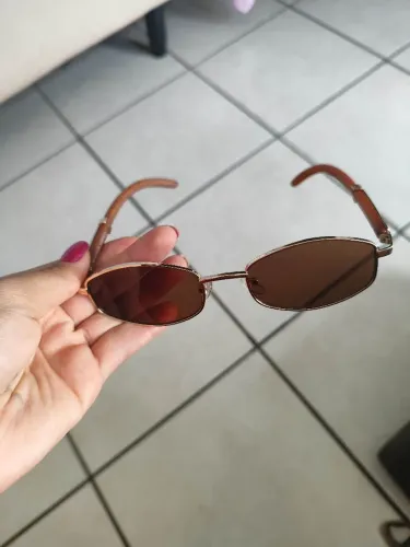 Óculos Renner com UVA E UVB
