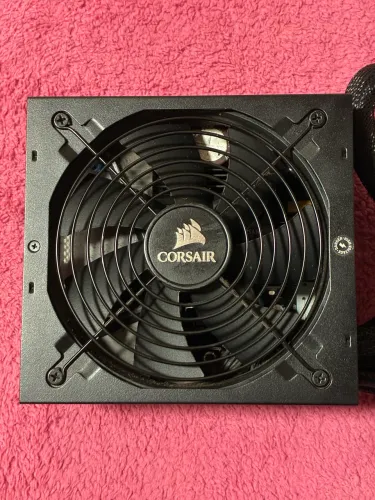 Fonte Corsair CX750 750W 80 Plus Bronze + Cabos