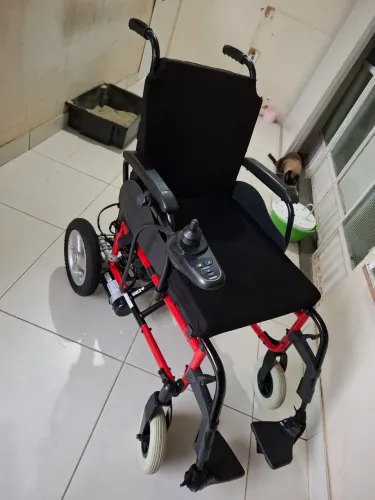 Cadeira de Rodas Motorizada Ortobras E4 2021