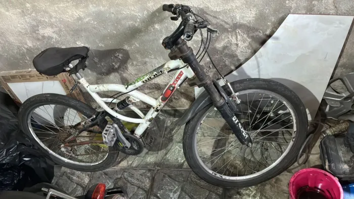 Bicicleta montada / Aceito troca