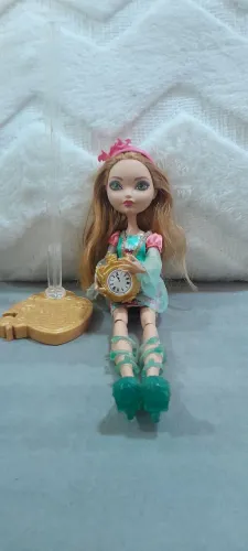 Boneca Asheley Ella