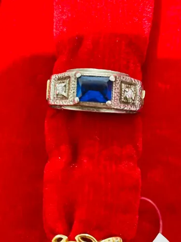 Anel de formatura em prata 500,00 reais