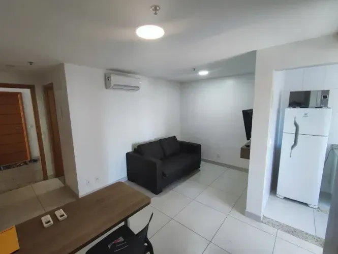 Apto 1/4 mobiliado Granja dos Cavaleiros, c/ garagem, próx firmas e Shopping