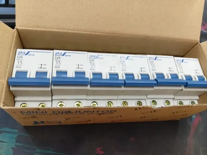 Disjuntor Din Bipolar 2p Jng 25a - kit com6 Un