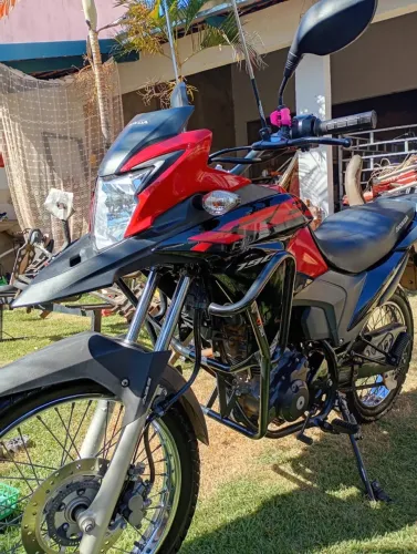 Vendo XRE 190 2022
