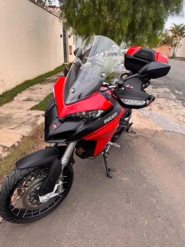 Ducati MTS 950S 