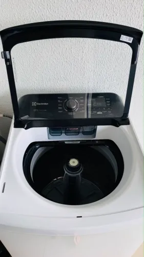 Máquina de Lavar Electrolux 17kg Perfect Care Vapor System LEV17 - Excelente Estado