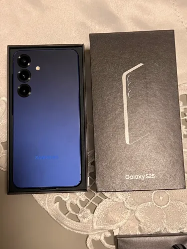 Celular Samsung Galaxy S25 