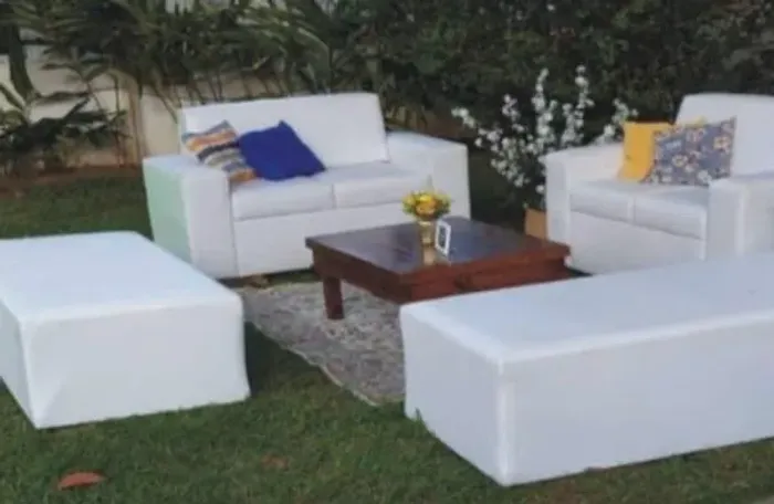 ALUGUEL DE MÓVEIS, MESAS E CADEIRAS PARA EVENTOS
