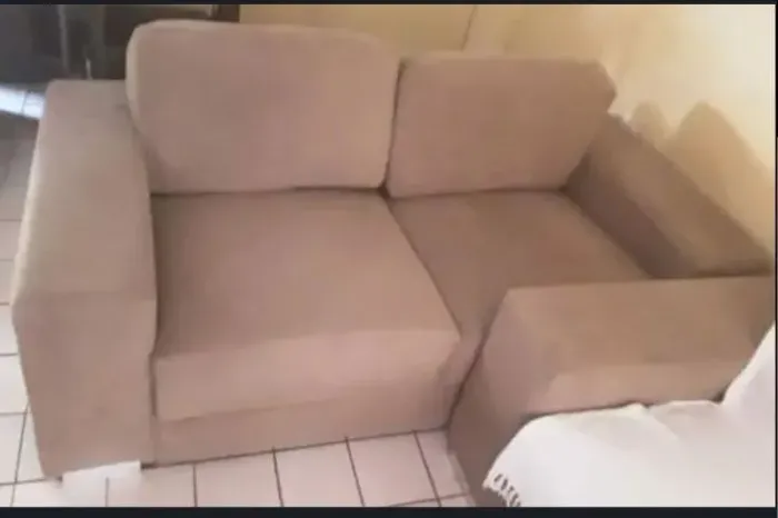 Vendo sofá 2 lugares Gmag