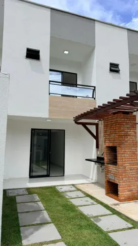 Casa Duplex Individual | 3 Quartos, Deck com Churrasqueira no Jardim Icaraí, Caucai