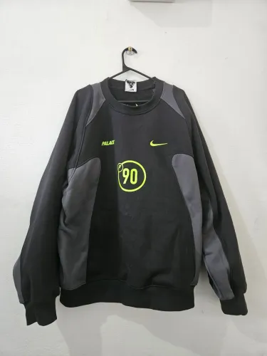 MOLETOM NIKE X PALACE