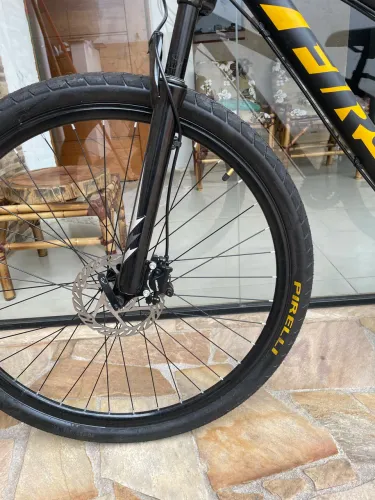 Bicicleta aro 29 first