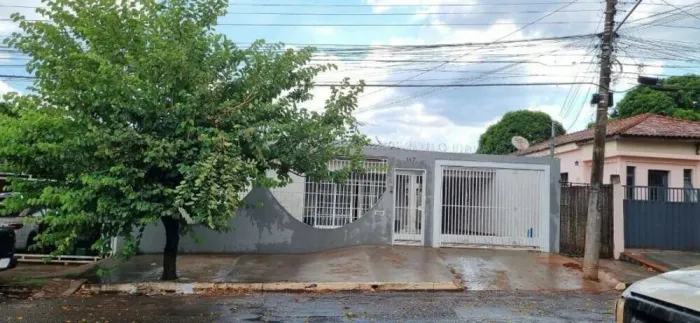 CASA RESIDENCIAL em CAMPO GRANDE - MS, VILA TAQUARUSSU