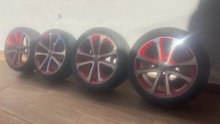 Rodas 17 vw tava em uma parati troco em rodas furacão 17/114 ou 18/114