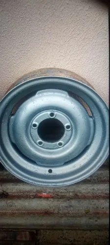 Roda original do jeep Willis 
