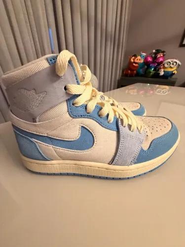 Nike Air Jordan 1 High Zoom CMFT 2 University Blue - Tam. 36/37