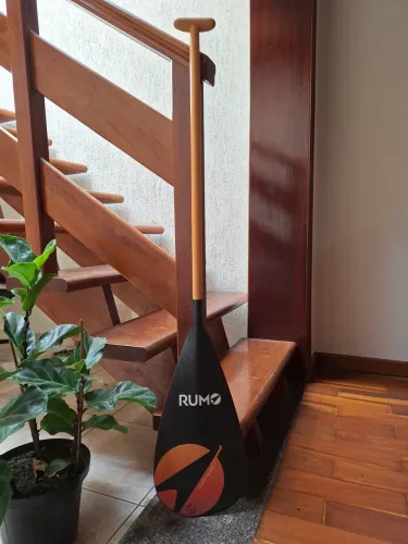 Remo Rumo com pá de carbono
