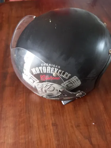 Capacete