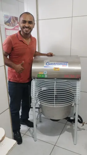 MISTURADORA E MÁQUINA DE COZIMENTO MCM 22 LITROS GASTROMAQ