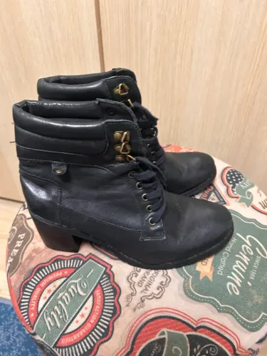 Bota trator Preta 39