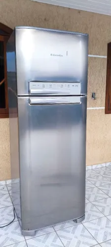 Geladeira Electrolux DF50X