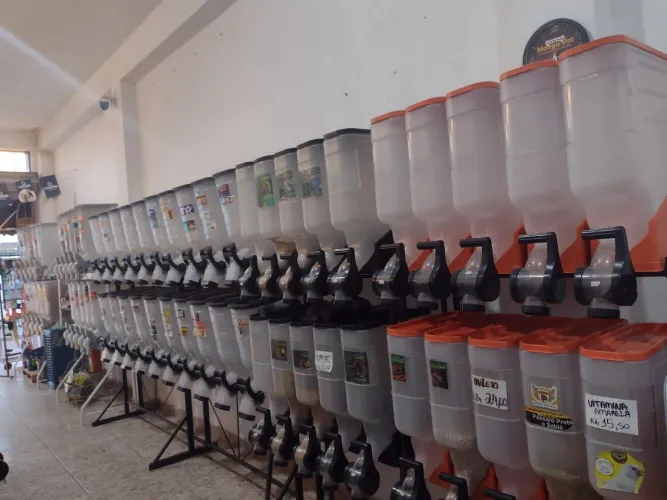 Dispenser de ração