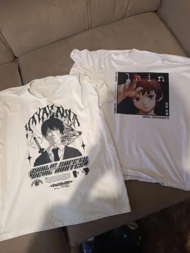 Camisetas anime Kit chaisaw man e serial experiment lain G (duas por 39)