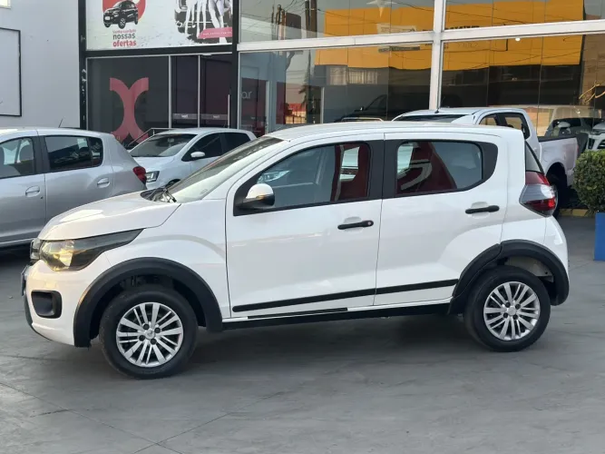 Fiat Mobi Like 1.0 Fire Flex 5P. 2022