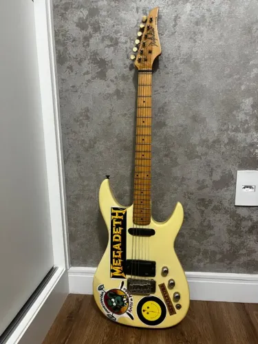 oportunidade Guitarra Dolphin by mestre Carlos Assale