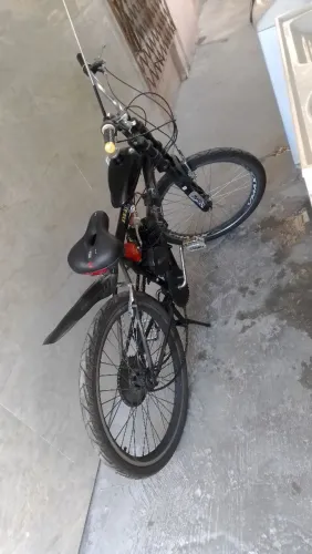 Bicicleta motorizada conservada!