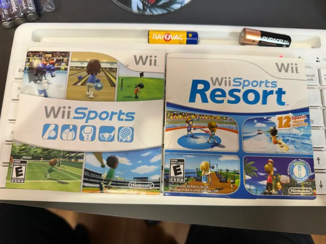 Wii Sports + Wii Sports Resorts lacrados