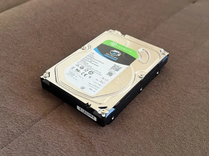 HD Seagate 4TB Skyhawk, 3.5', SATA