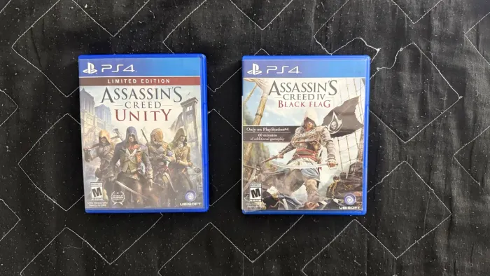 Assassin?s Creed Collection para PS4 | Unity + Black Flag | Mídia Física Original