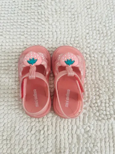 Mini Melissa numeração 20/21