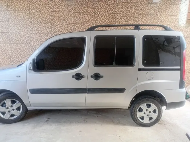 Fiat Doblo Essence 1.8 Flex 16V 5P 2014