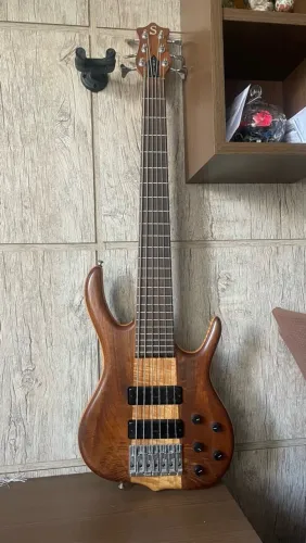 Baixo Ken Smith BSR6
