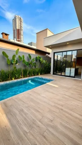 Casa Térrea de Alto Padrão | Villaggio 2