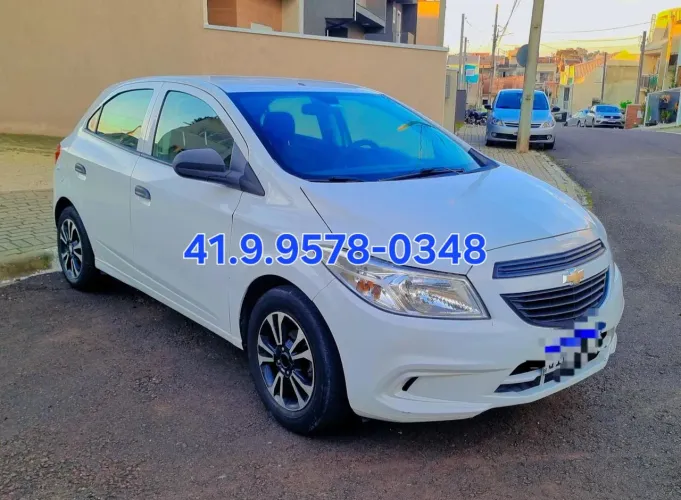 Chevrolet Onix JOY Hatch 1.0 8V Flex Mec. 4P 2018