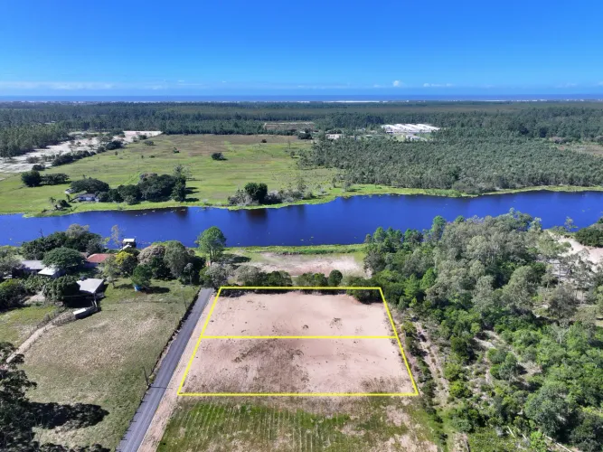 Chácaras à beira da lagoa!!