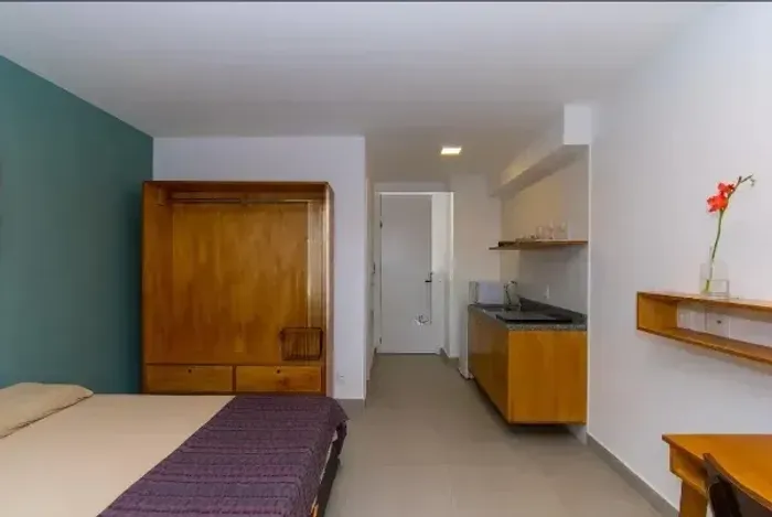 Imóvel para aluguel e venda possui 25 metros quadrados com 1 quarto em Pinheiros - São Pau