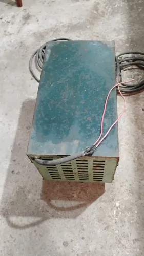 Vendo máquina de solda Bambozzi modelo Piccola 250.